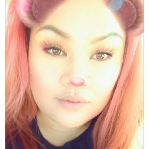 Meet your Posher, Valurie